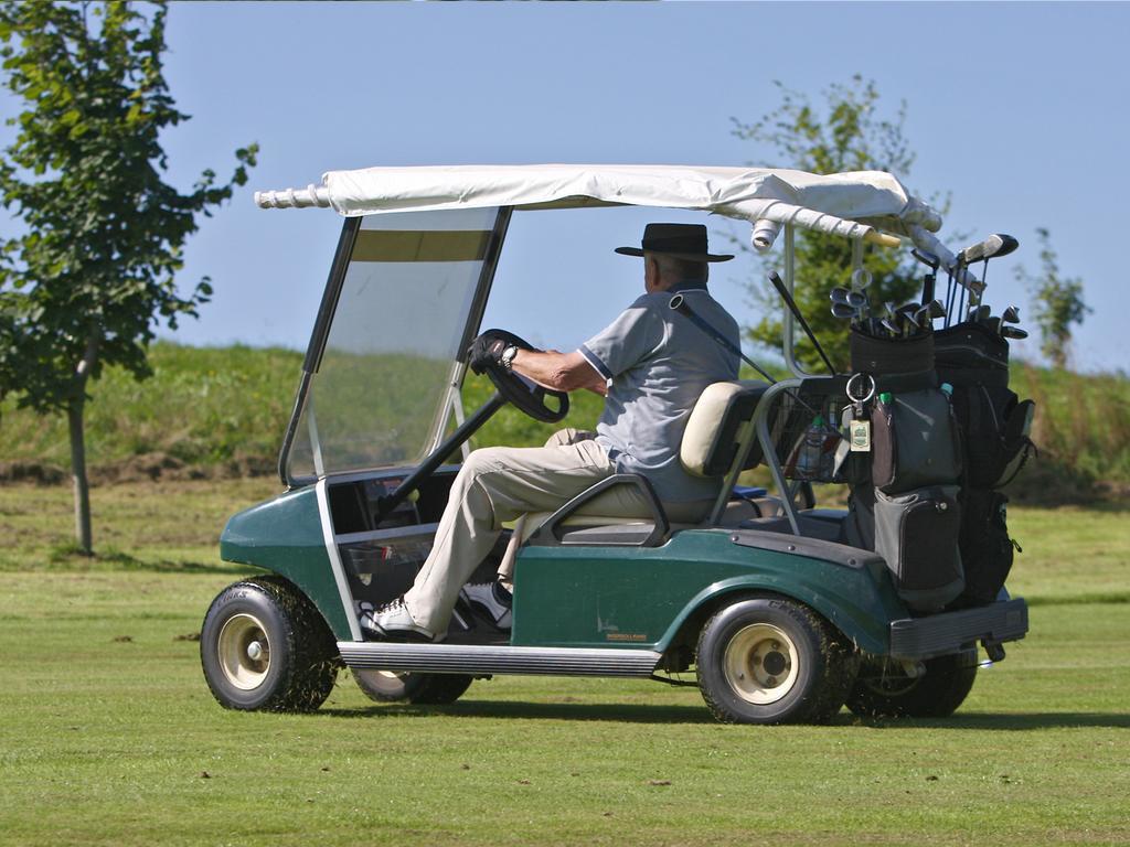 Golf.Intersaxonia Apartment Zschopau Luaran gambar